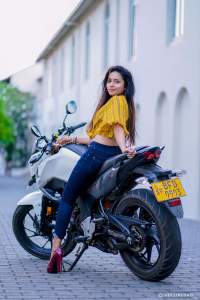 Maheshi R Gamage Bike Clicks