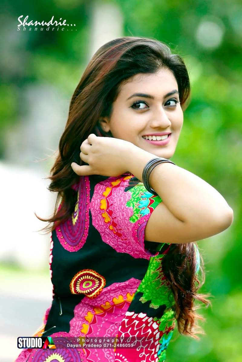 Shanudrie Priyasad In Colorful Dress