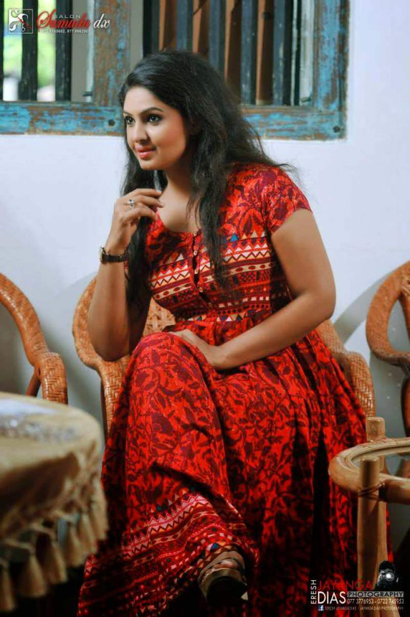 Dulani Anuradha Mix