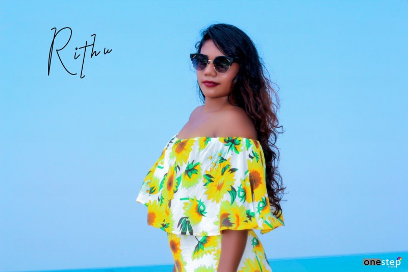 Rithu Akarsha Yellow Clicks