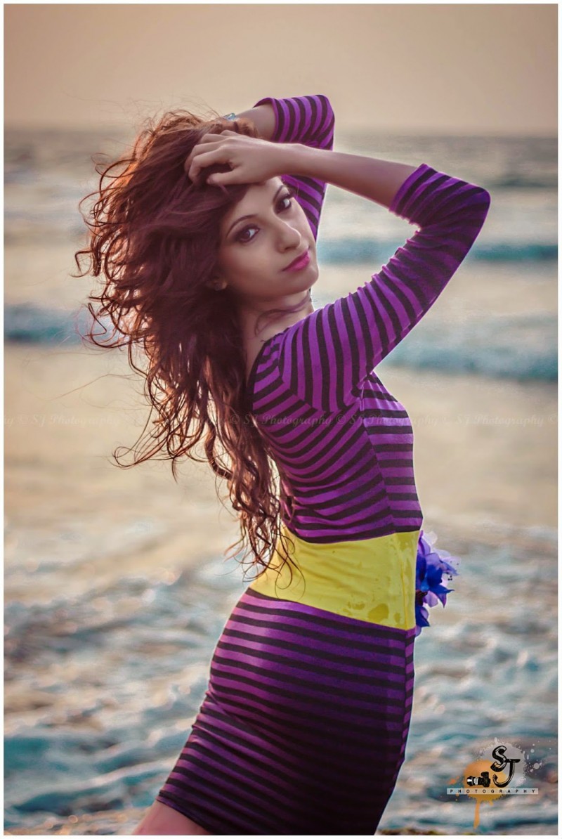 Disala Sasmini Purple Short Clicks