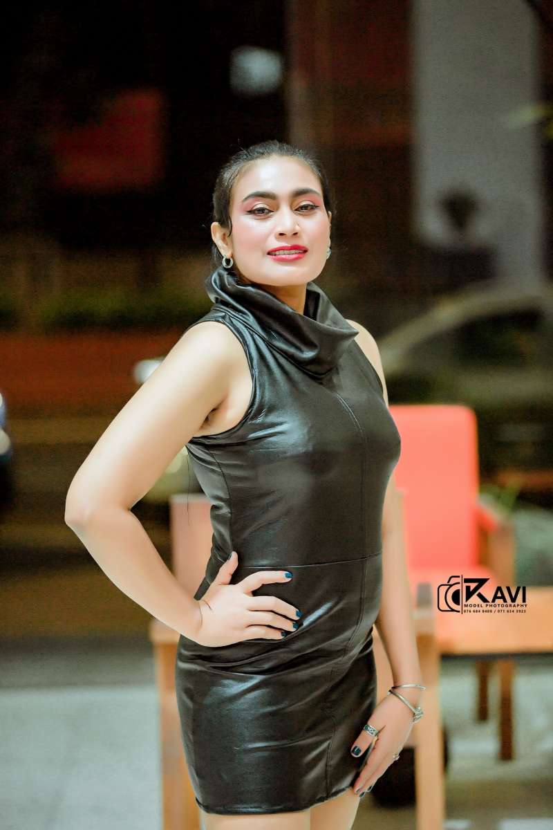 Gangu Roshana Black Dress Clicks